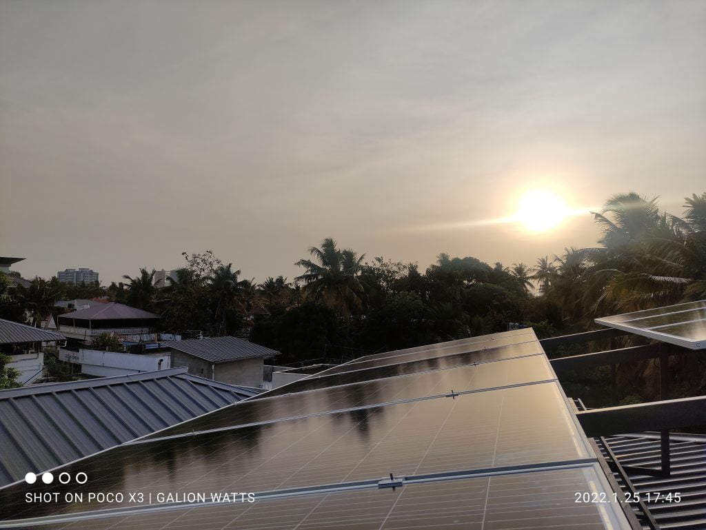 8 kW  Solar Ongrid Power Plant at Thripunithura