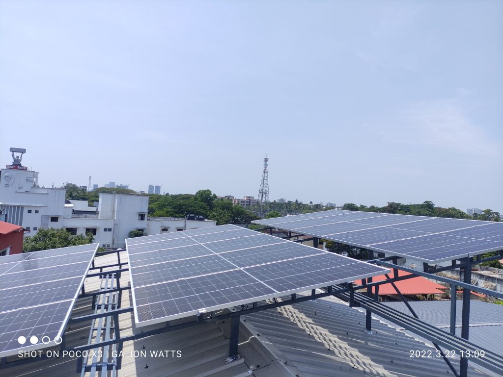 17 kW Solar Ongrid Power Plant at Kaloor